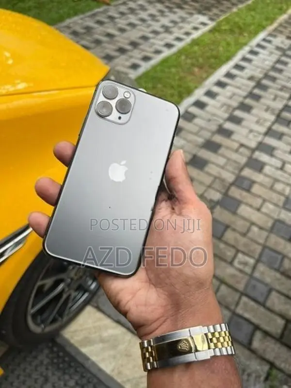 Apple iPhone 11 Pro 256GB (Used)