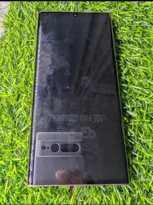Samsung Galaxy S22 Ultra (Used)