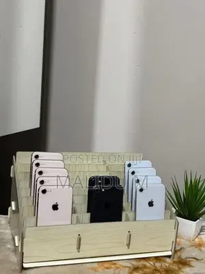 Apple iPhone 8 (Used)