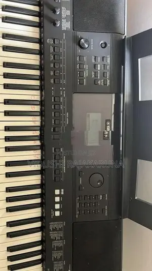 Yamaha PSR E-453 Keyboard