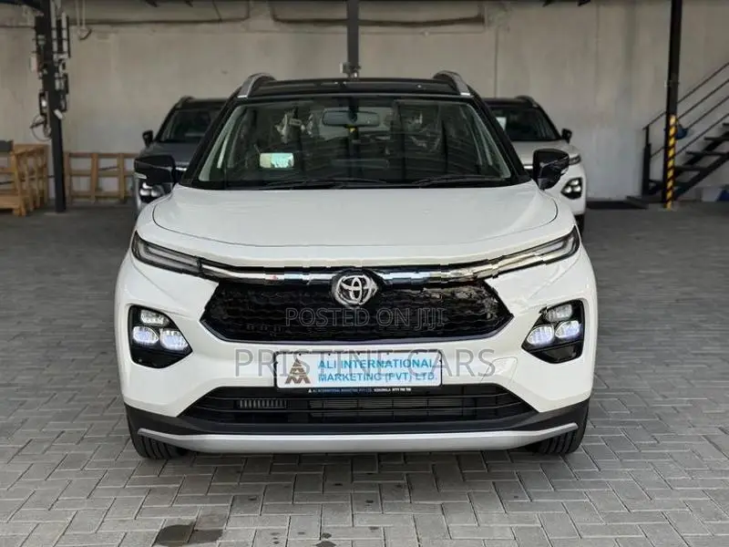 Toyota Urban Cruiser Taisor V Dual Tone 2026