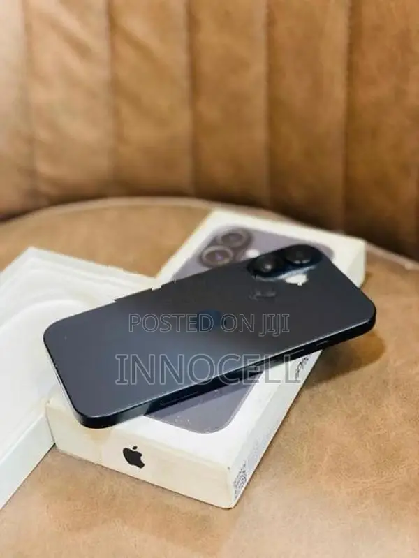 Apple iPhone 16 128GB (Used)