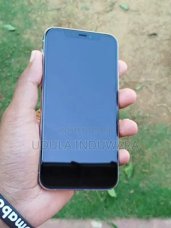 Apple iPhone 11 Pro 256GB (Used)