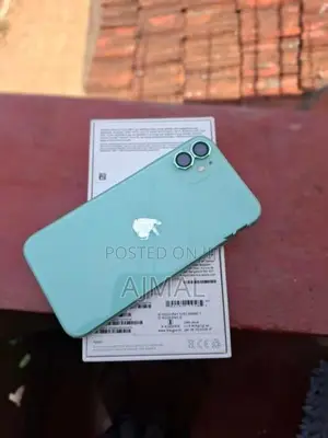 Apple iPhone 11 (Used)
