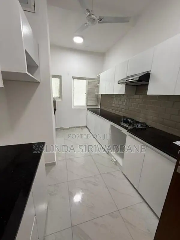 Brand New Apartment for Sale in Col 09-10