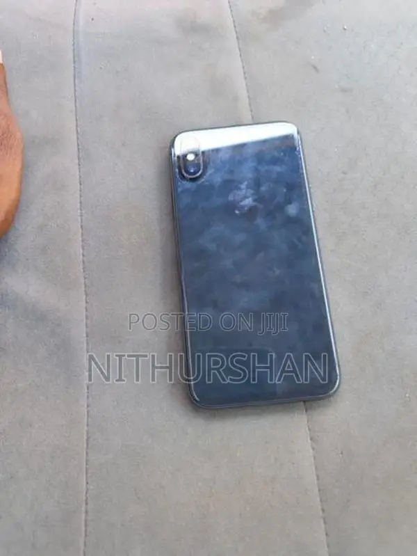 Apple iPhone X (Used)