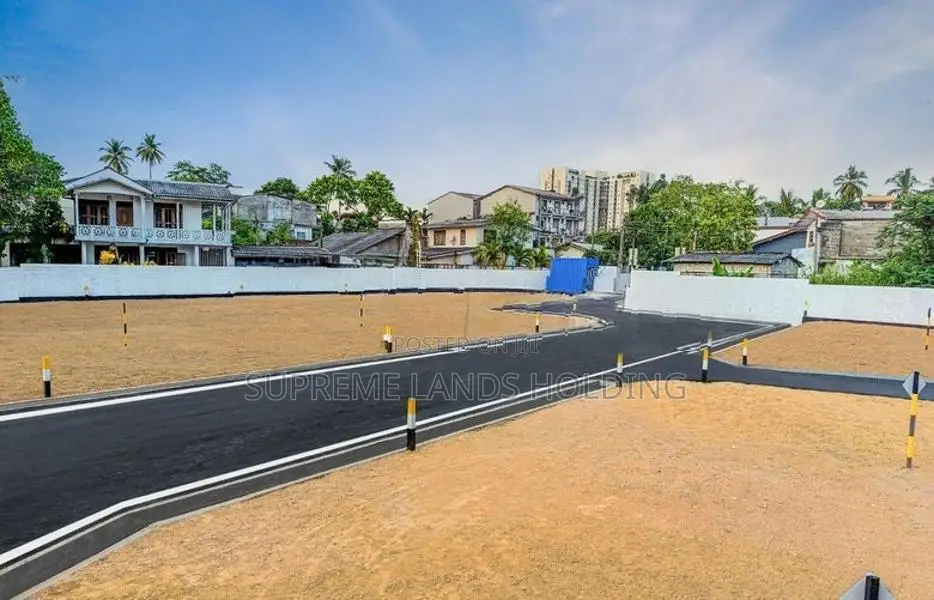 Prime Residential Land for Sale in Battaramulla - Koswatta