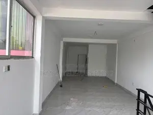 Commercial Building for Rent – Yakkala