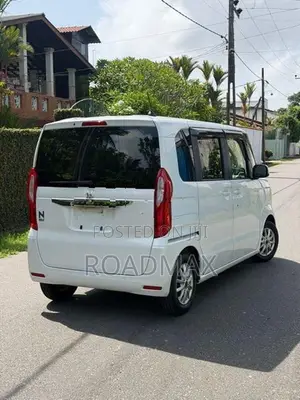 Daihatsu Mira ES X SA3 2024