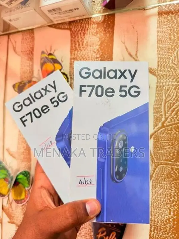 Samsung 4GB 128GB (Brand New)