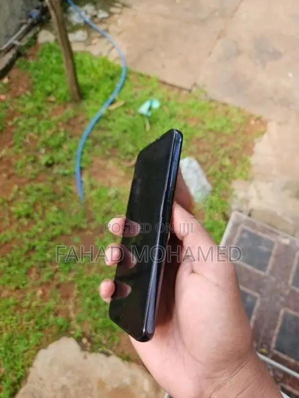 Samsung Galaxy S23 5G 256GB (Used)