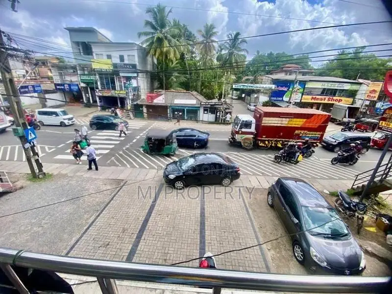 ( TC-1105)Highly Valuable 1st Floor Commercial Shop Space Rent in Mala