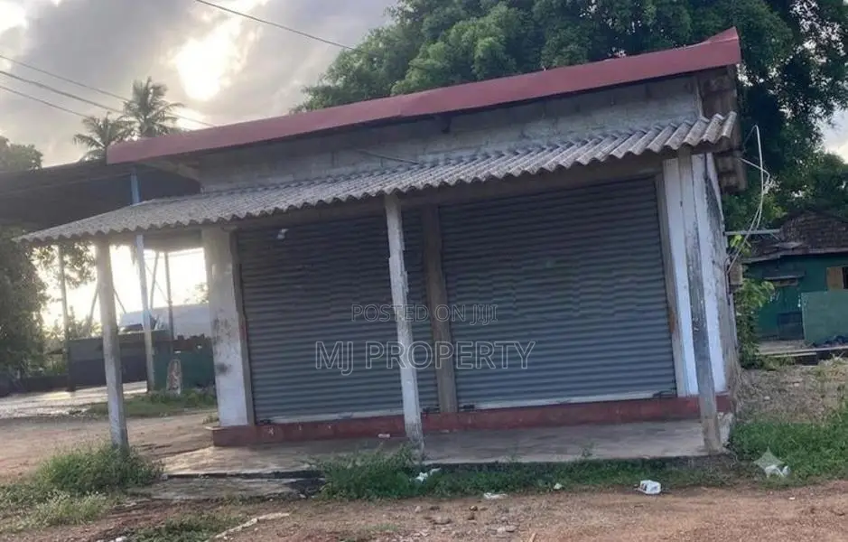 ( TC-1075) Commercial Shop Space for Rent in Panagoda, Embulgama