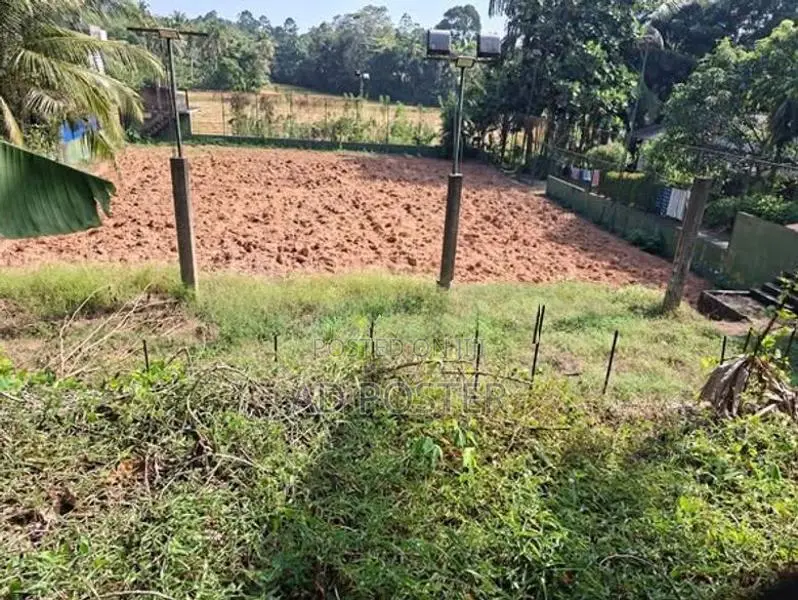 Land For Rent in Kadawatha