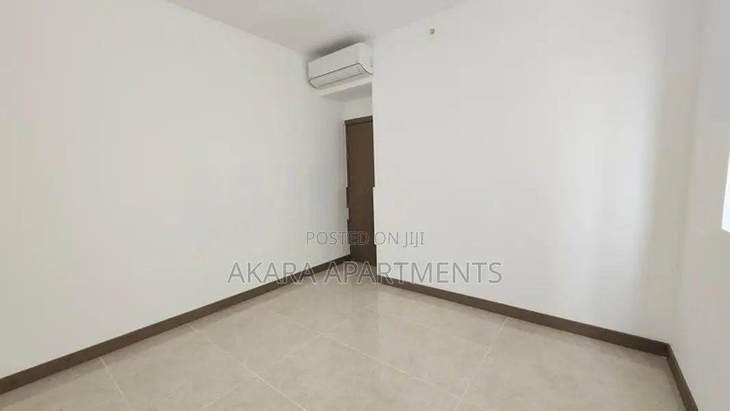 Marina Square - Unfurnished Apartment for Rent A52028-Colombo 15