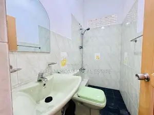 Spacious 2 Unit House with Rental Potential – Papiliyana