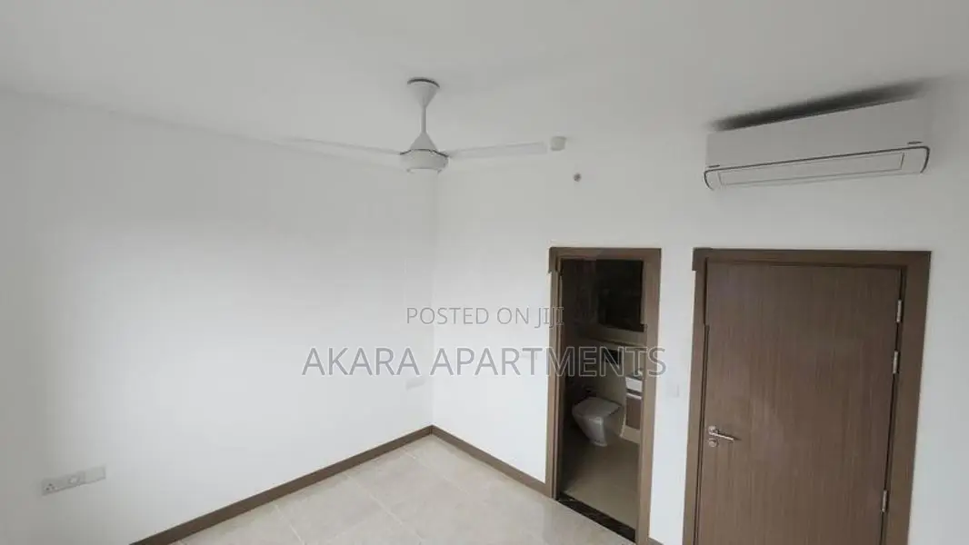 Marina Square - Unfurnished Apartment for Rent A52028-Colombo 15