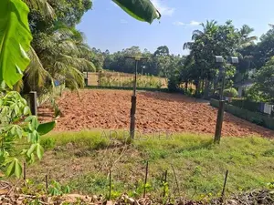 Land For Rent in Kadawatha