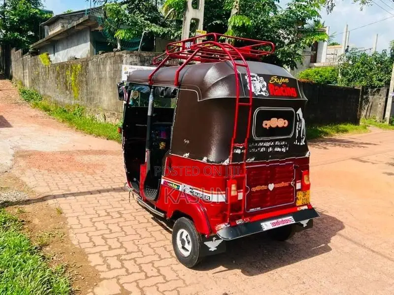 Bajaj RE Three Wheeler 2006