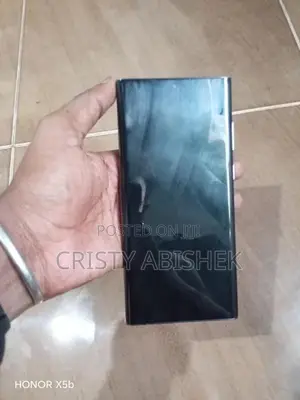 Samsung Galaxy S22 Ultra (Used)