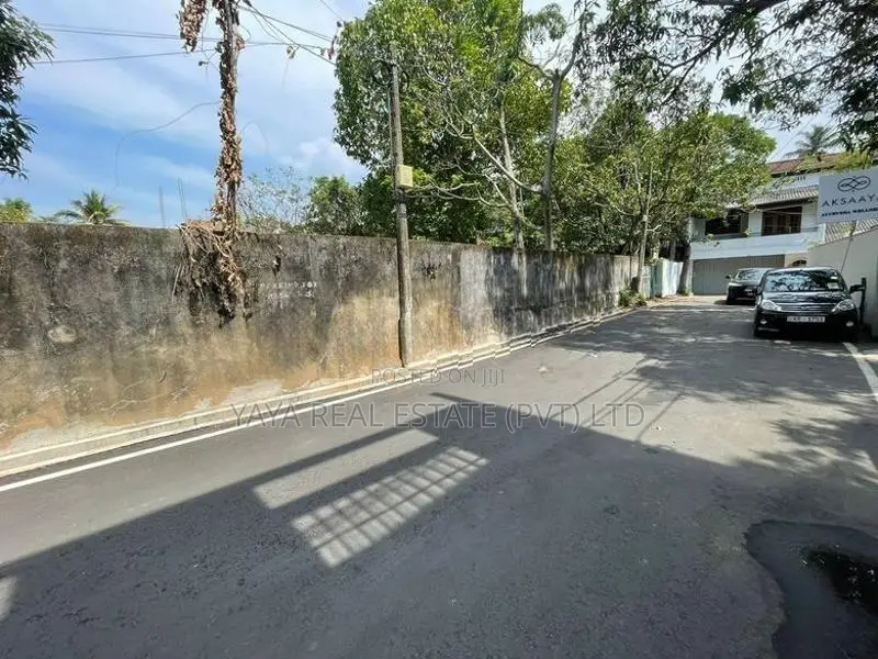 Residential Land for Sale in Rajagiriya