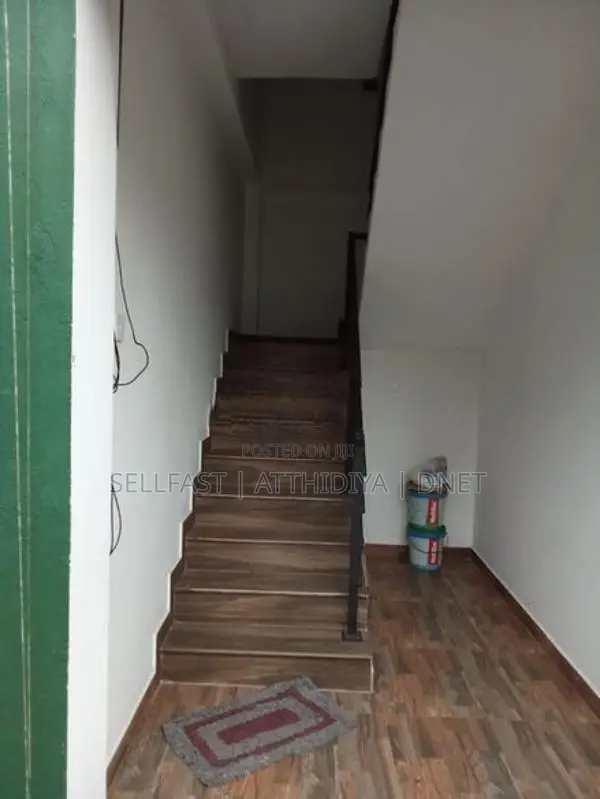 Upstair House for Rent in Panadura