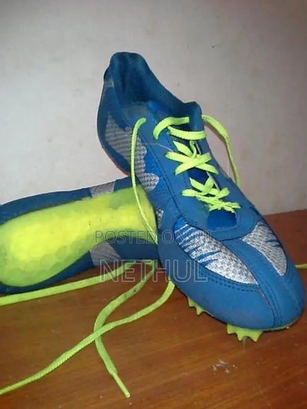 Spike shoes