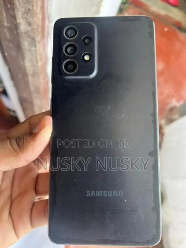 Samsung Galaxy A52 (Used)
