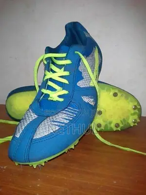 Spike shoes