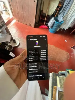 Samsung Galaxy A52 (Used)