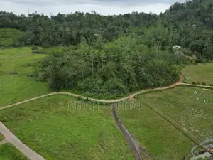 ඉමදූව නගරයෙන් අගනා බිම් කොටසක්