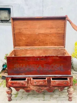 Antique Pettagama
