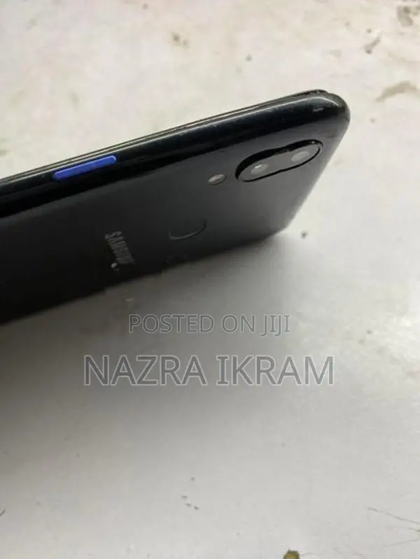 Samsung Galaxy A10 (Used)