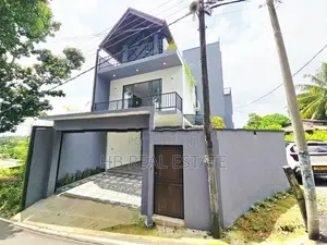 Newly Build Luxury Three Story House For Sale Pannipitiya