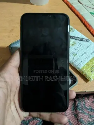 Apple iPhone XS (Used)