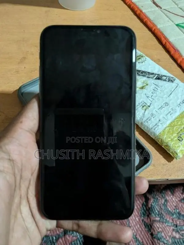 Apple iPhone XS (Used)