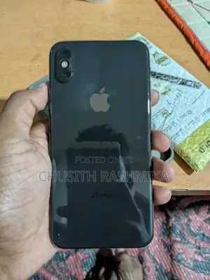 Apple iPhone XS (Used)