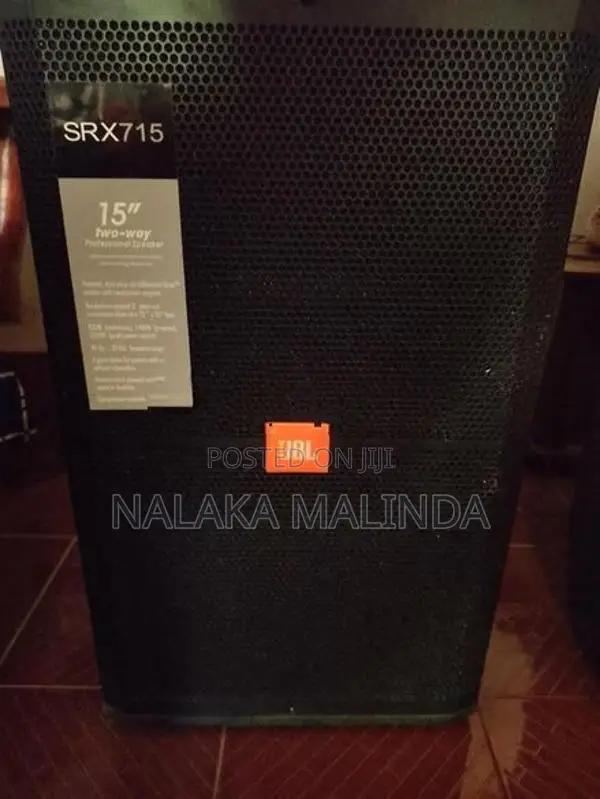SRX 715 Top Speaker