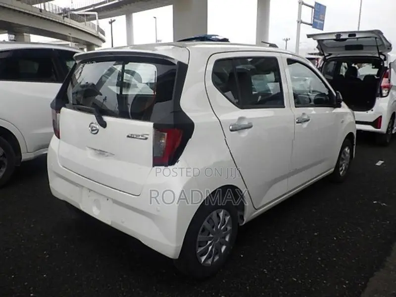 Daihatsu Mira ES L SA3 2024