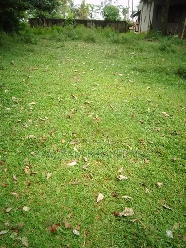 Bare Land For Sale in Duplication Road Colombo 4