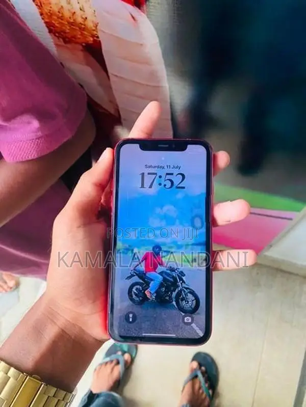 Apple iPhone 11 (Used)