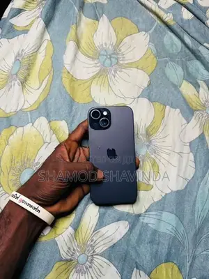 Apple iPhone 15 (Used)