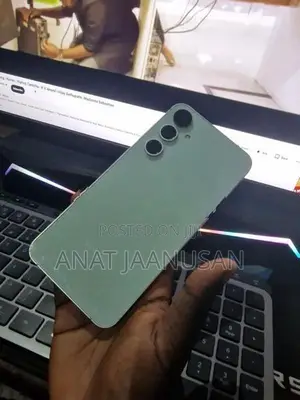 Samsung Galaxy S23 FE (Used)