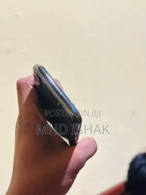 Apple iPhone X (Used)