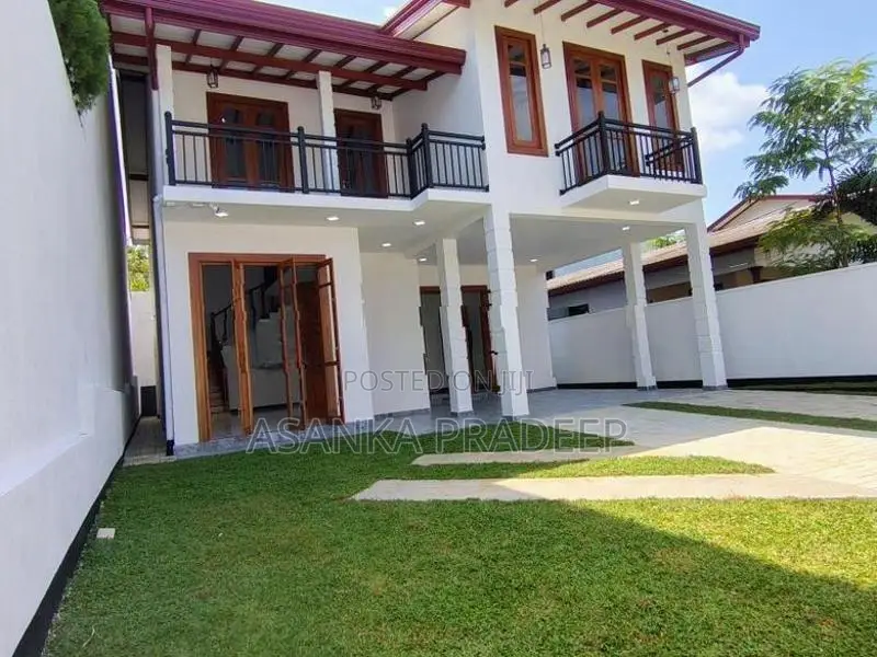 Brand New Single two storey house for sale inn Mattegoda(((6ii)