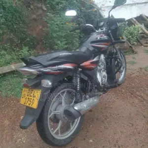 Bajaj Discover 125 2016