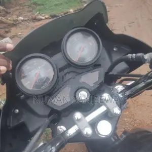 Bajaj Discover 125 2016