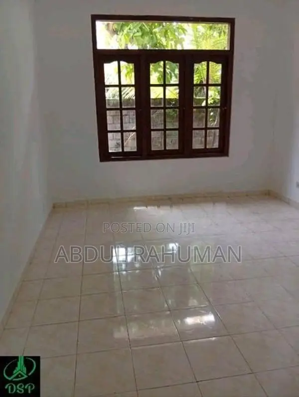 2 Storey Solar Power House for rent in Piliyandala