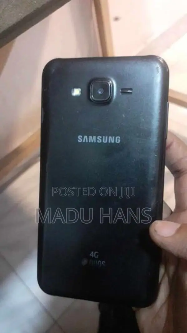 Samsung Galaxy J7 (Used)