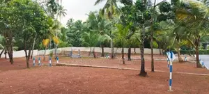 කඩවත - ගෝනහේන, වටිනා බිම් කොටසක්